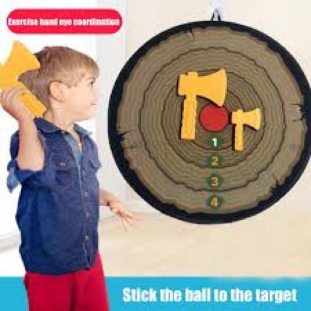 Foam Axe Throwing Set - Picture 3 of 4